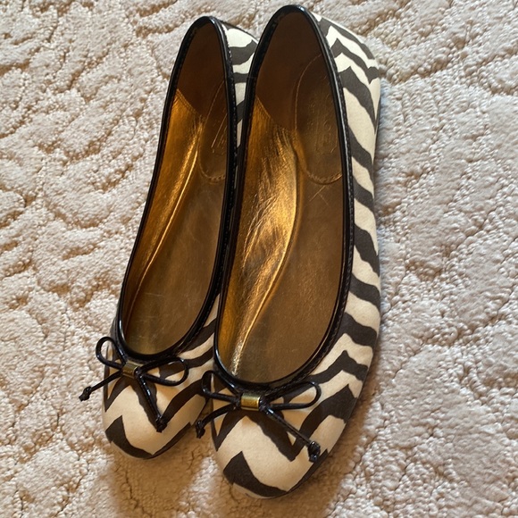 Coach shoes animal print. Only worn twice. - Picture 2 of 2